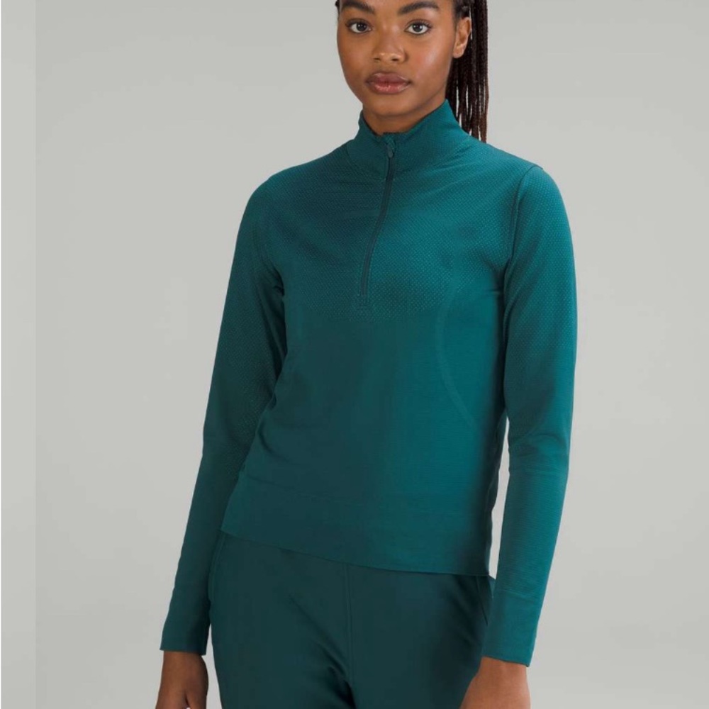 Lululemon Swiftly Relaxed Half Zip
Green Jasper / Oceanic